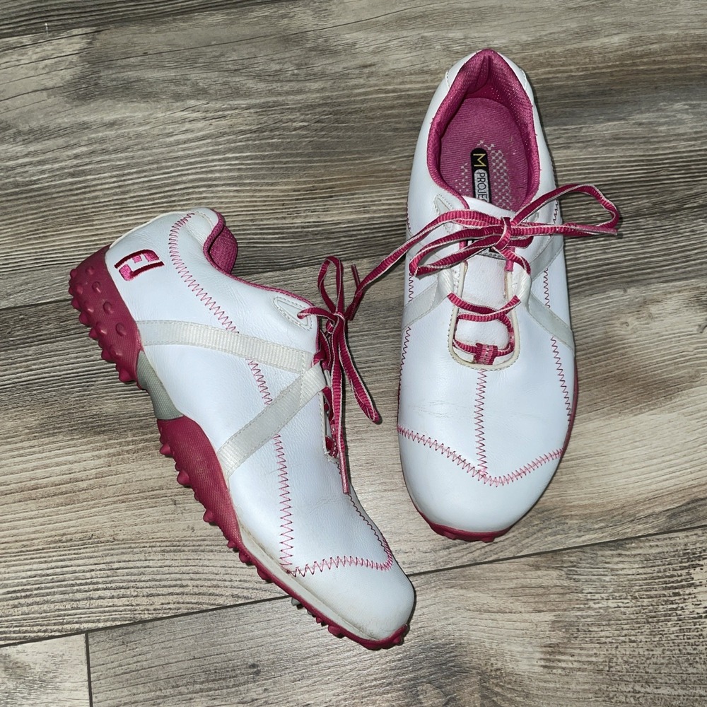 FootJoy FJ M Project Spikeless White Pink Golf Shoes Womens 7 M 95615